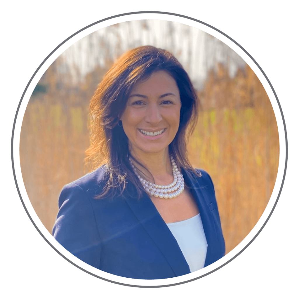 Ada DiFlavo headshot